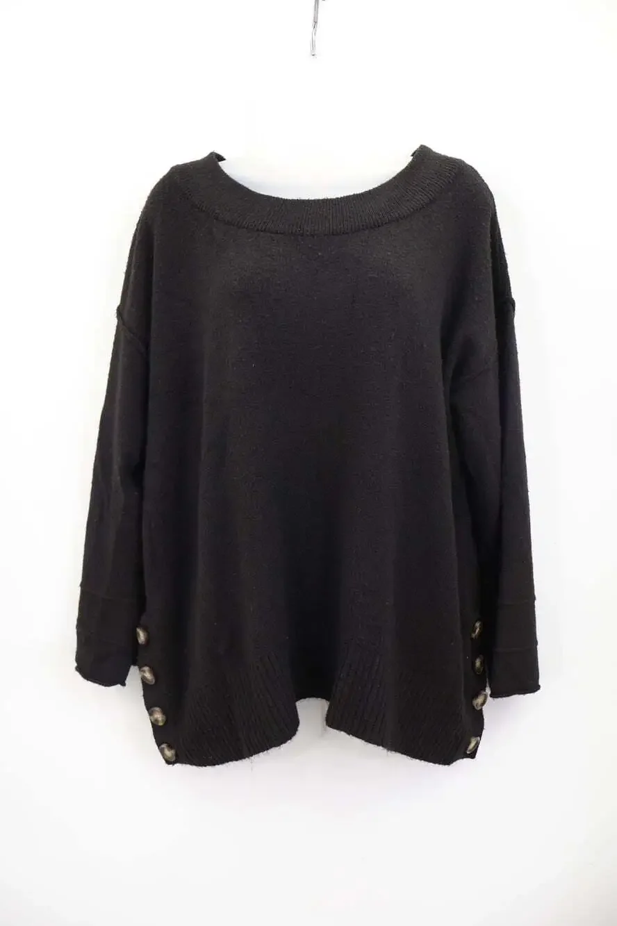 Democracy Womens Size Large Black Sweater Oversized Button Side Slit Hem